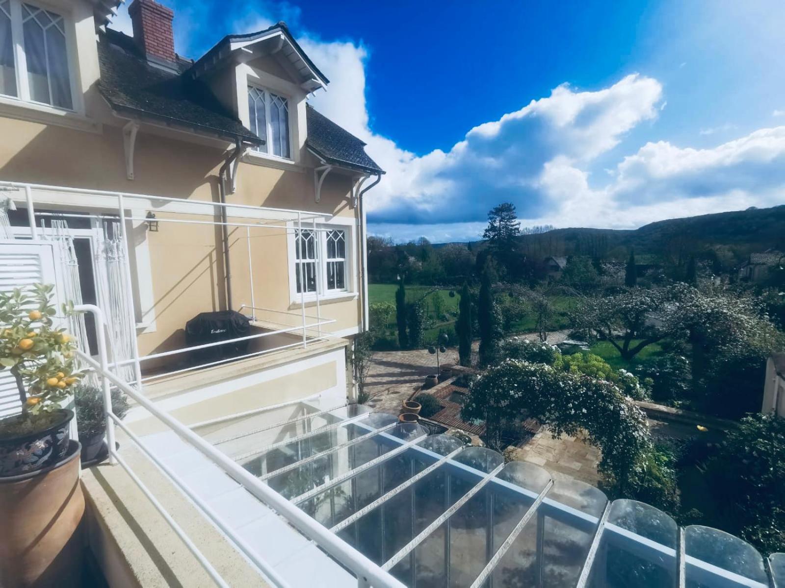 Orpheus Lodge 지베르니 외부 사진