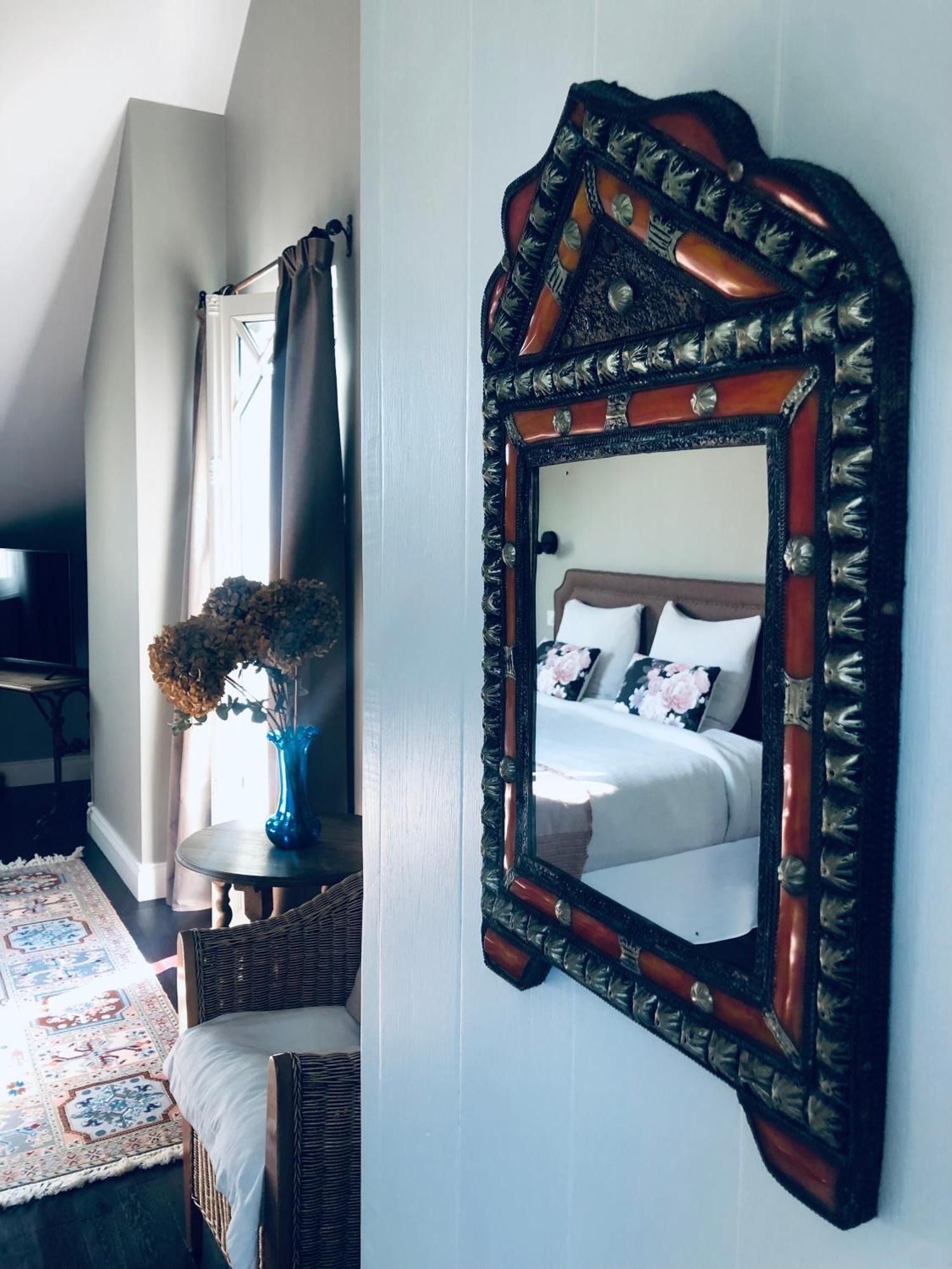Orpheus Lodge 지베르니 외부 사진