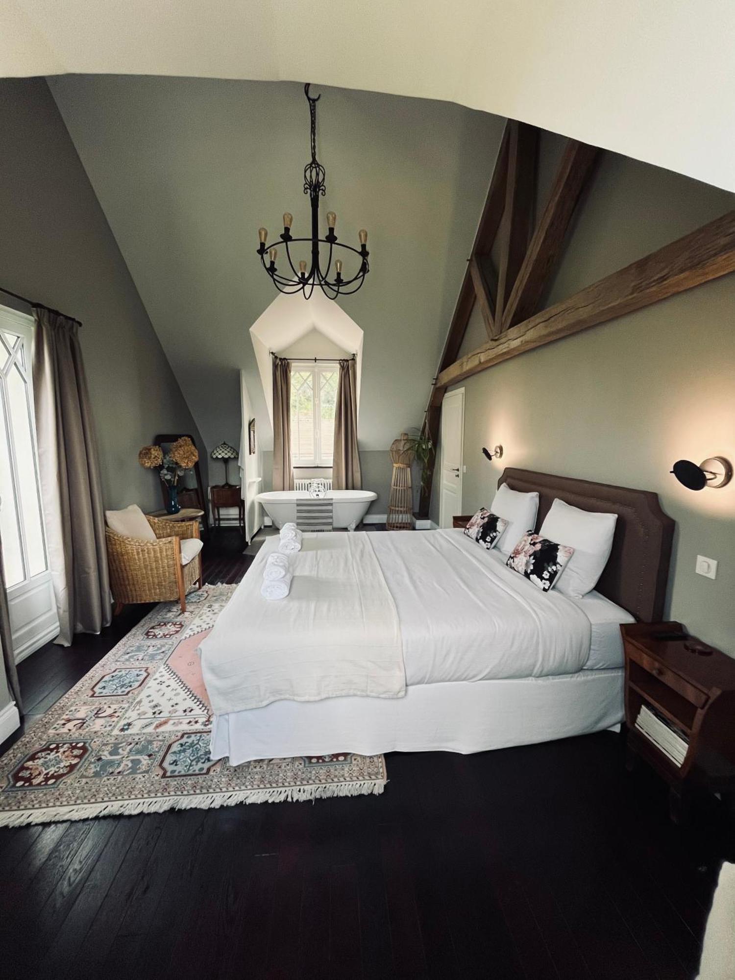 Orpheus Lodge 지베르니 외부 사진